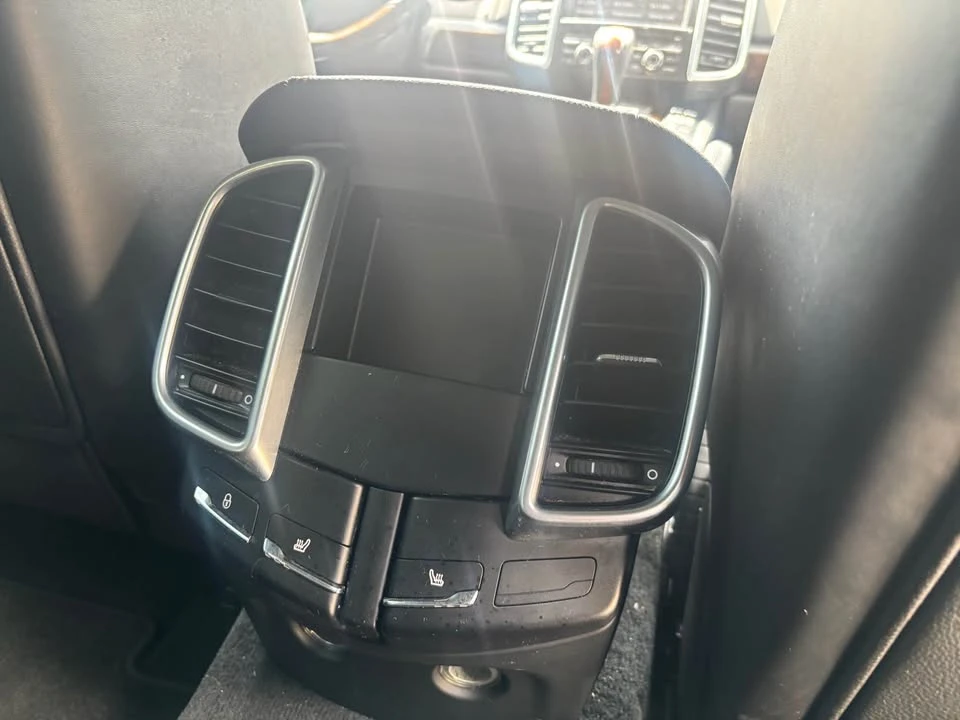2012 Porsche 958 Cayenne - Image 15 of 20