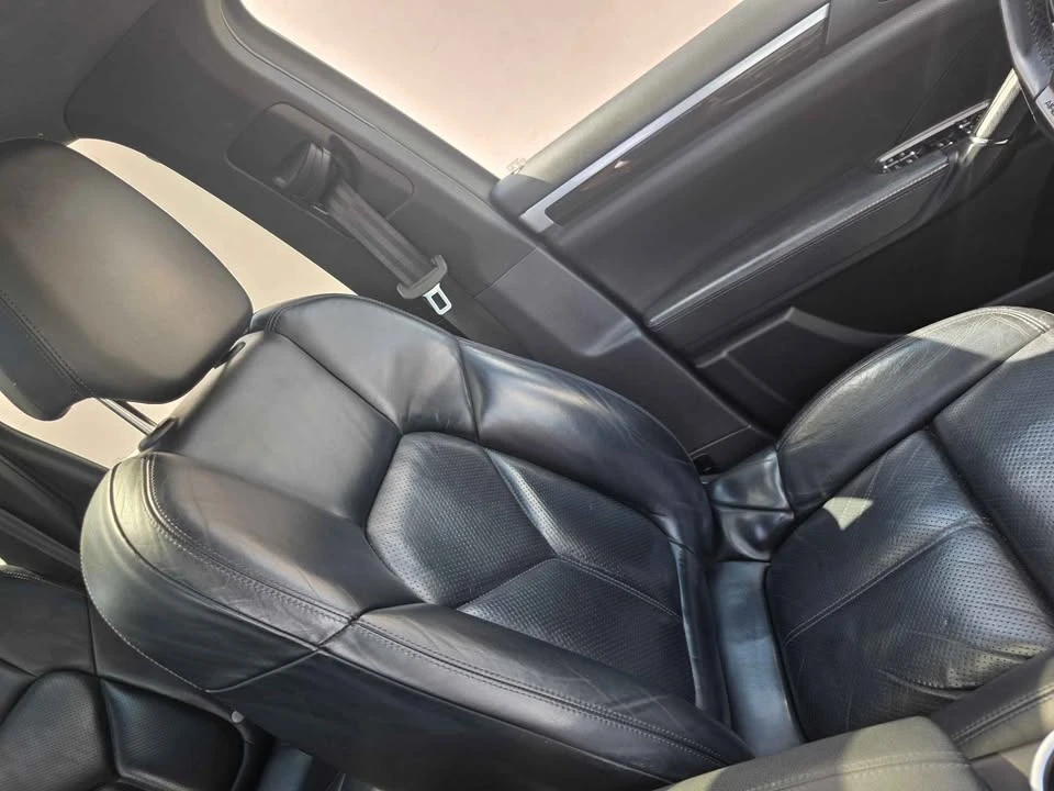 2012 Porsche 958 Cayenne - Image 4 of 8