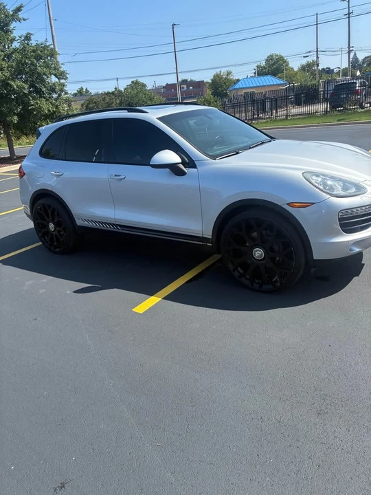 2012 Porsche 958 Cayenne - Image 4 of 14