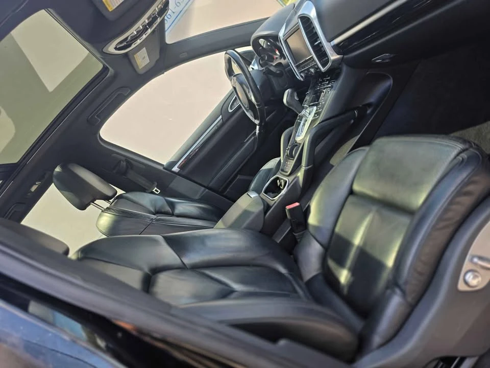2012 Porsche 958 Cayenne - Image 6 of 8