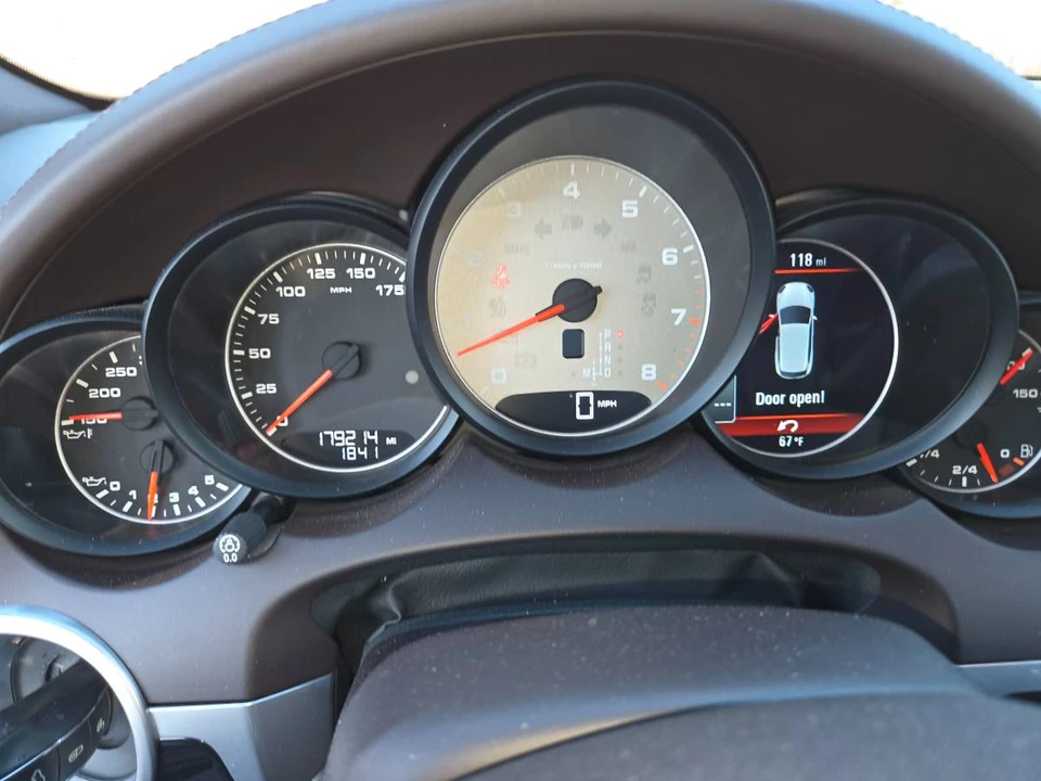 2012 Porsche 958 Cayenne S - Image 12 of 13