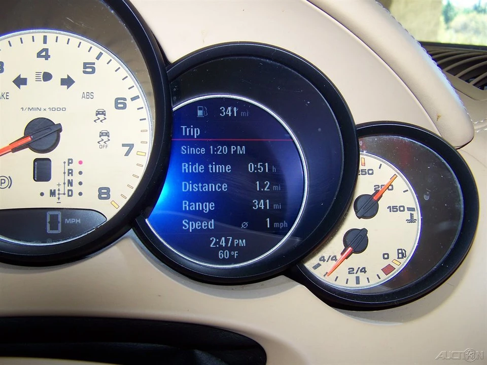 2012 Porsche 958 Cayenne S - Image 12 of 12