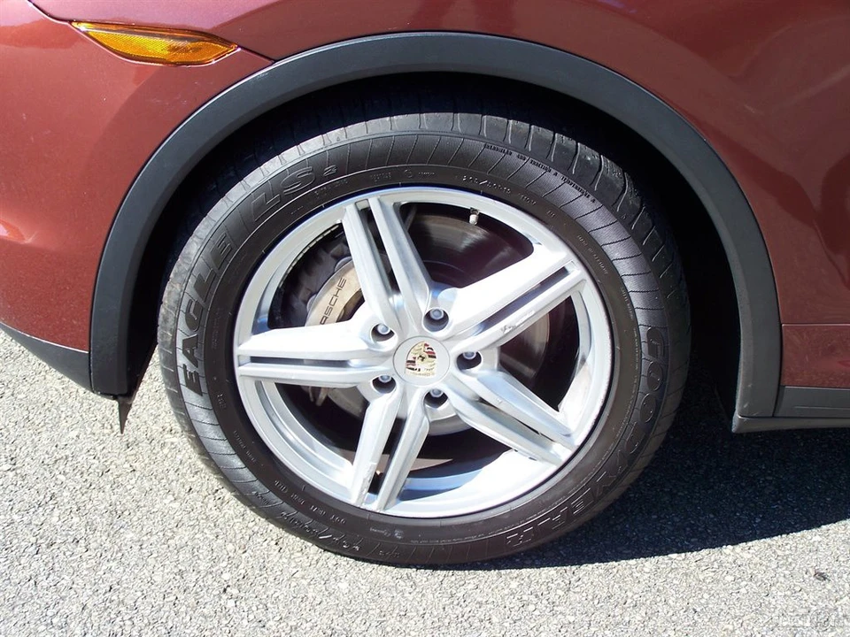 2012 Porsche 958 Cayenne S - Image 15 of 21