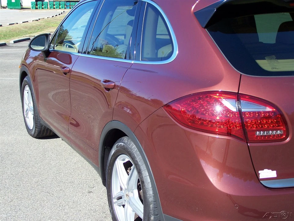 2012 Porsche 958 Cayenne S - Image 18 of 21