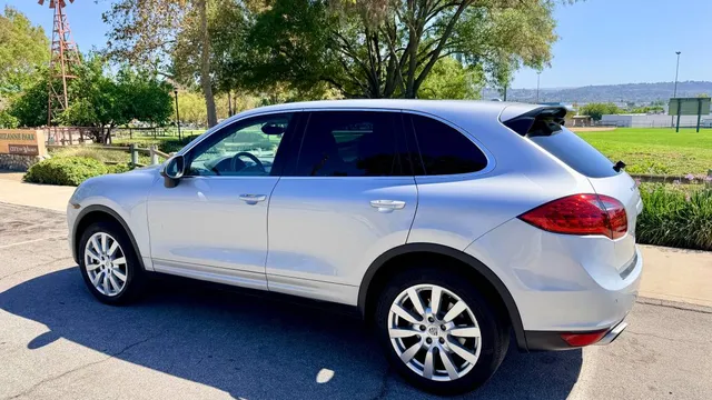 2012 Porsche Cayenne S