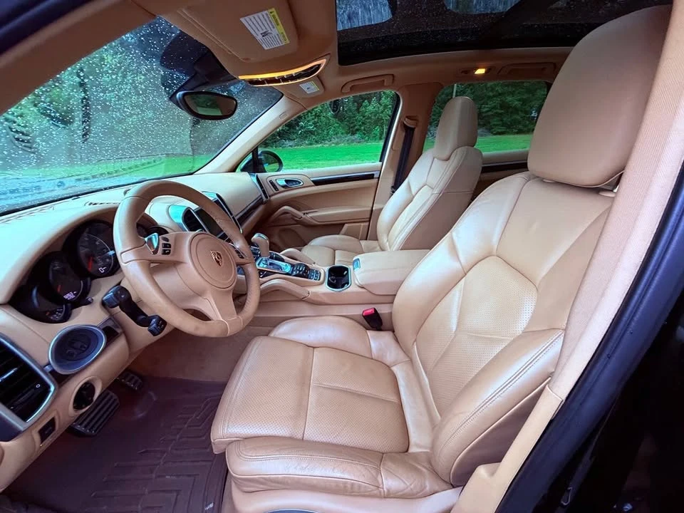 2012 Porsche 958 Cayenne S - Image 10 of 15