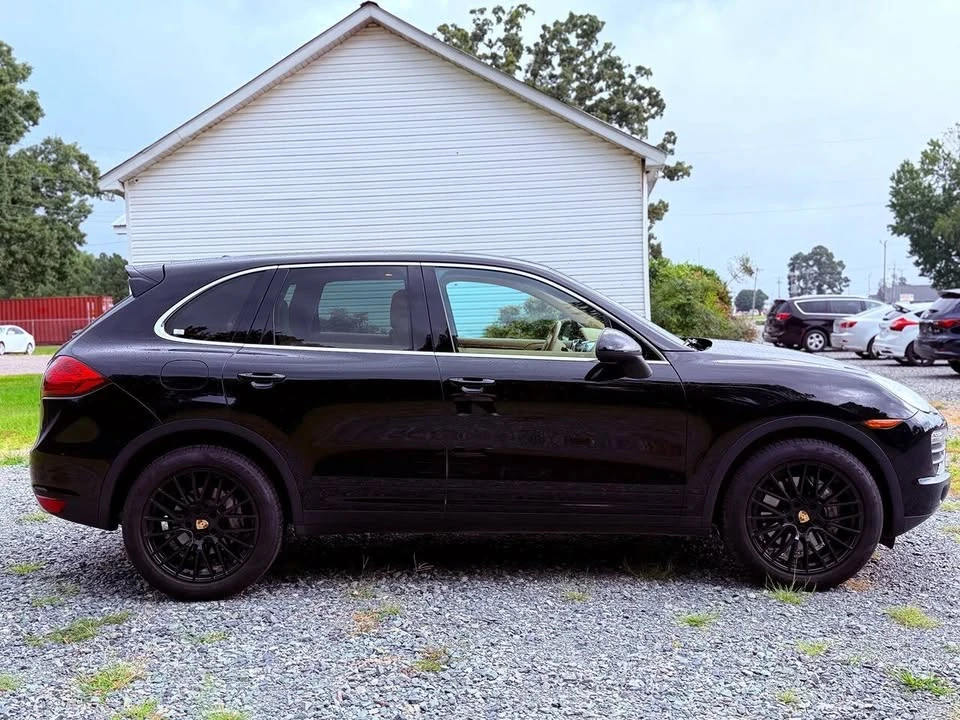 2012 Porsche 958 Cayenne S - Image 5 of 15
