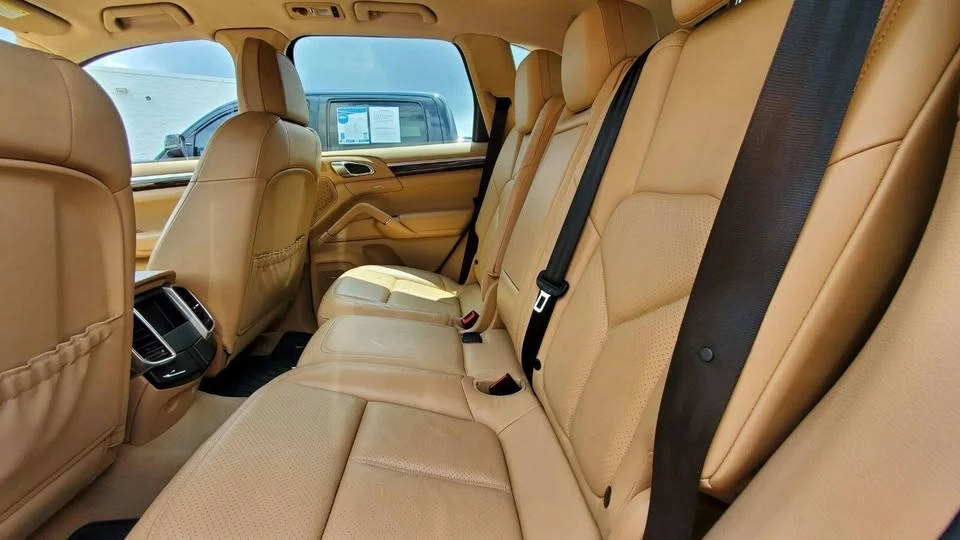 2012 Porsche 958 Cayenne S - Image 4 of 8