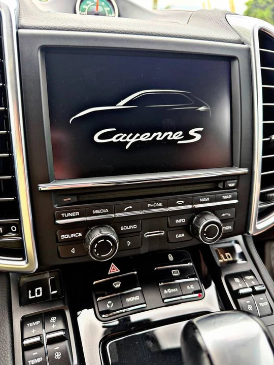 2012 Porsche 958 Cayenne S - Image 17 of 21