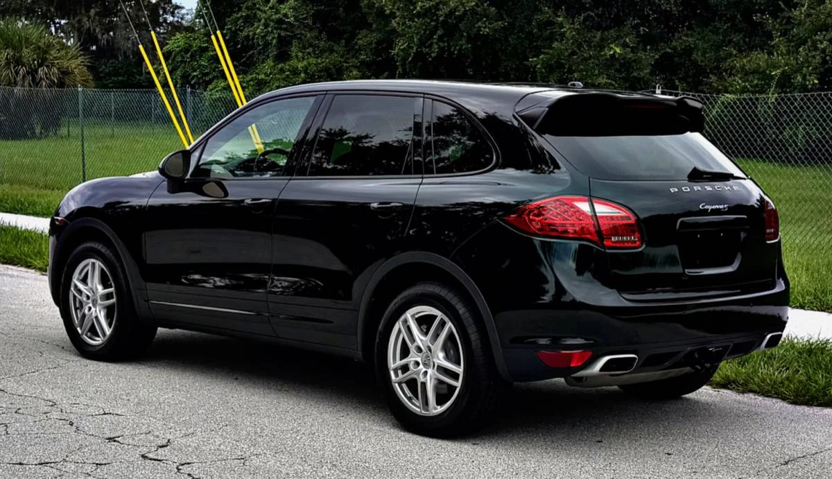 2012 Porsche 958 Cayenne S - Image 3 of 21