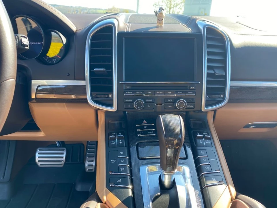 2012 Porsche 958 Cayenne S - Image 8 of 15