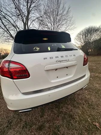 2012 Porsche 958 Cayenne S - Image 10 of 21