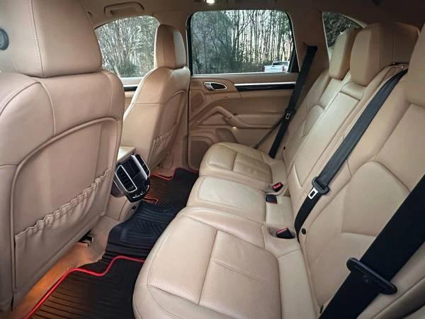 2012 Porsche 958 Cayenne S - Image 20 of 21