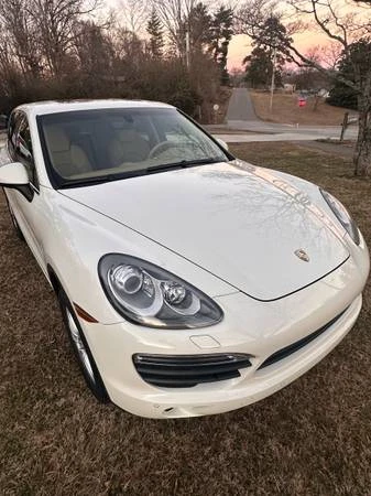 2012 Porsche 958 Cayenne S - Image 9 of 21