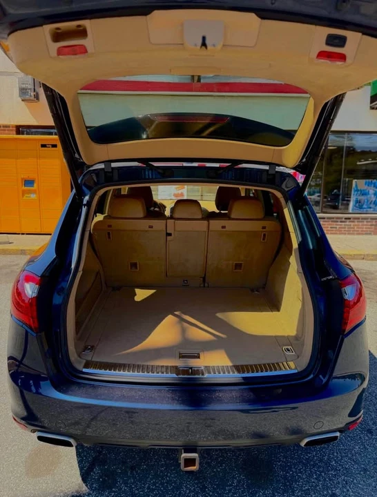 2012 Porsche Cayenne - Image 2 of 18