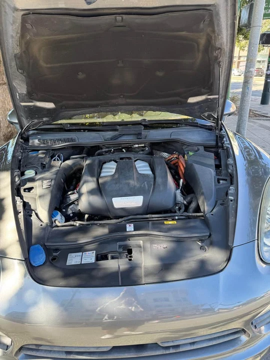 2012 Porsche 958 Cayenne - Image 7 of 11