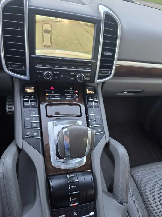 2012 Porsche 958 Cayenne - Image 18 of 18