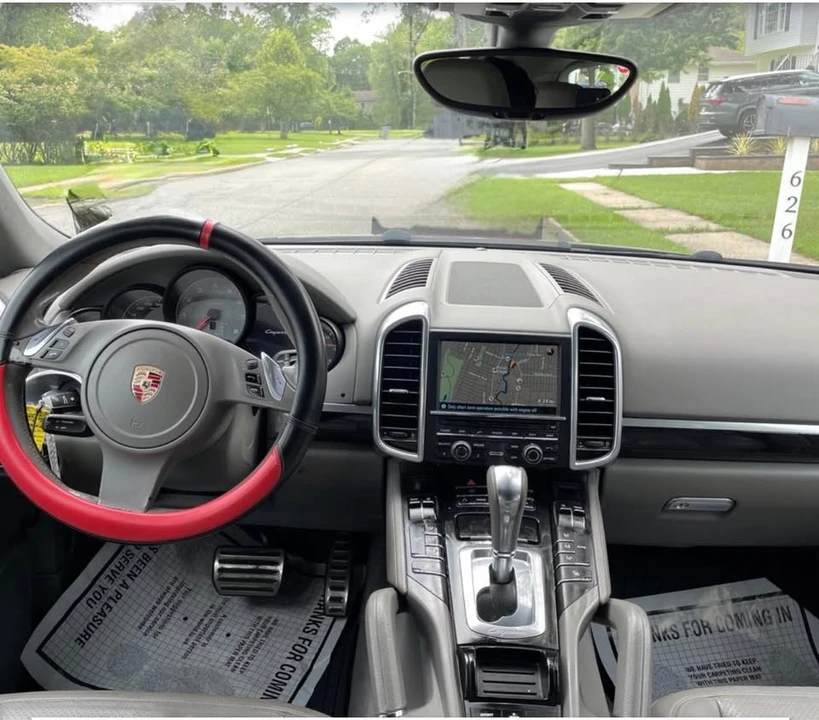 2012 Porsche 958 Cayenne - Image 13 of 20