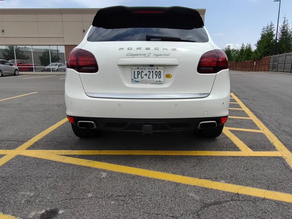 2012 Porsche 958 Cayenne S - Image 4 of 20