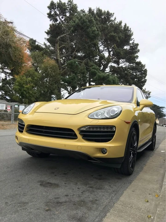 2012 Porsche 958 Cayenne S - Image 2 of 8