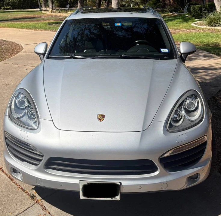 2012 Porsche 958 Cayenne S - Image 2 of 24