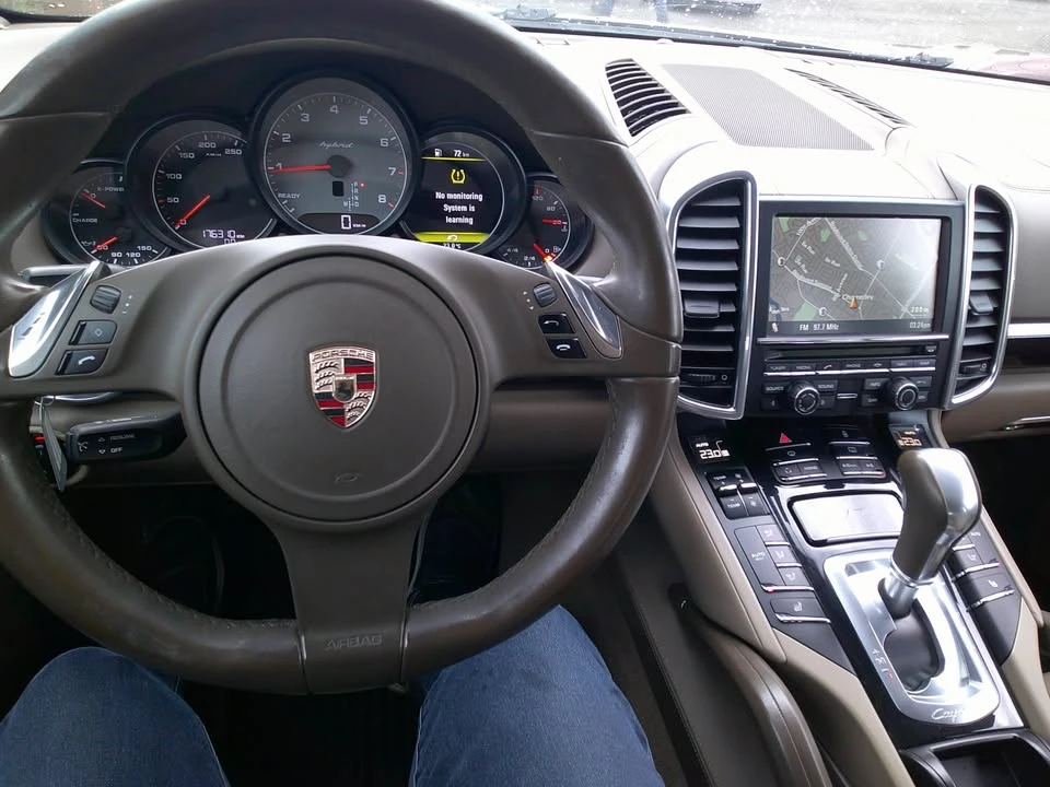 2012 Porsche 958 Cayenne S - Image 6 of 20