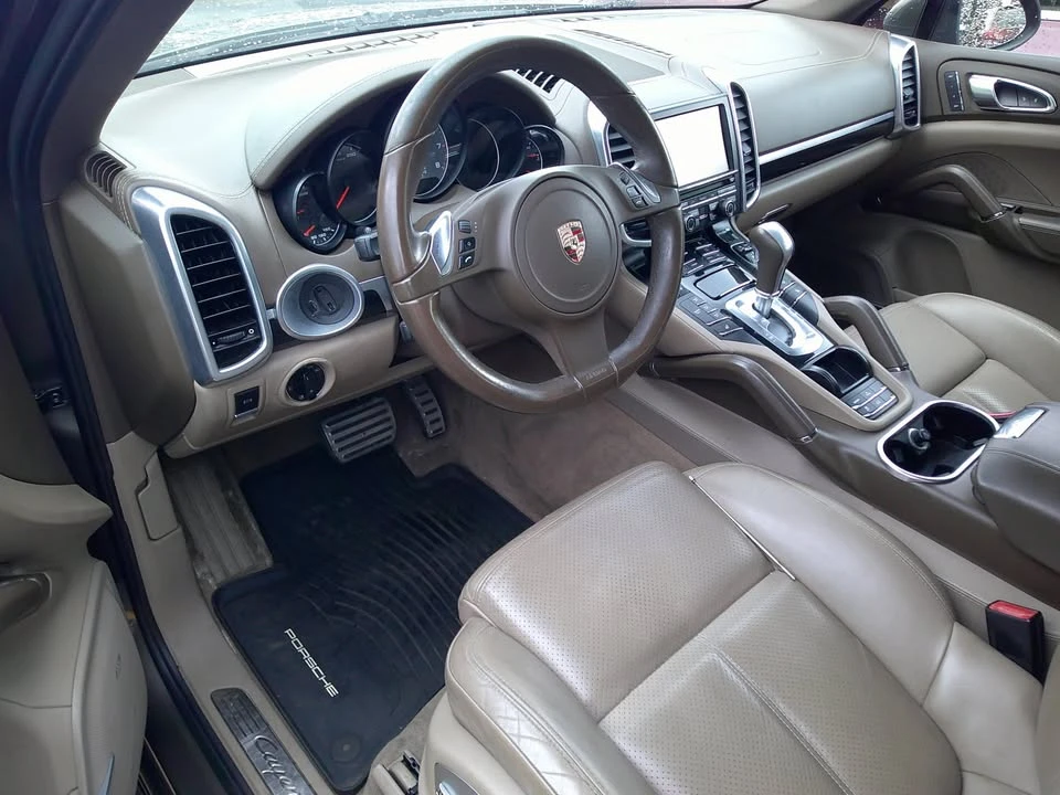 2012 Porsche 958 Cayenne S - Image 5 of 20