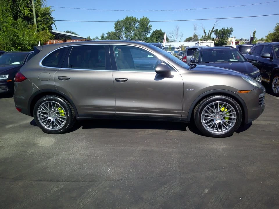 2012 Porsche 958 Cayenne S - Image 2 of 20