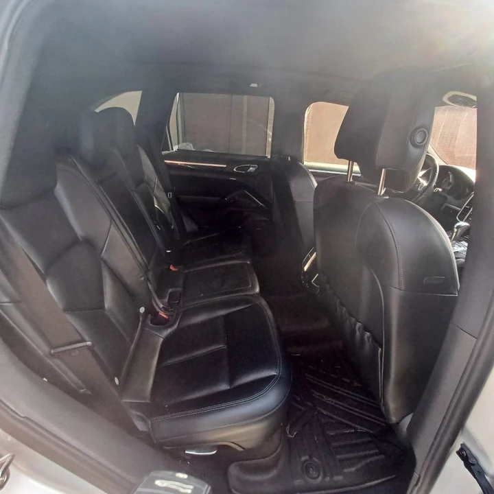 2012 Porsche 958 Cayenne S - Image 13 of 15
