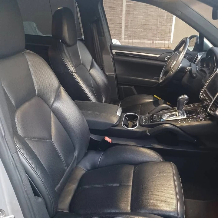 2012 Porsche 958 Cayenne S - Image 5 of 15