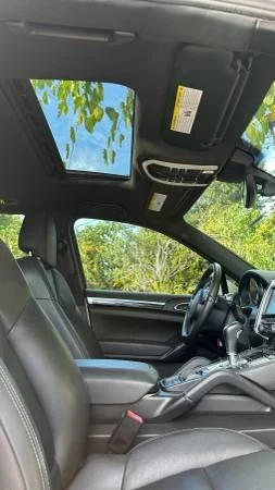 2012 Porsche 958 Cayenne S - Image 17 of 21