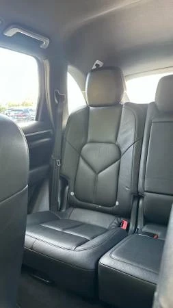 2012 Porsche 958 Cayenne S - Image 10 of 21