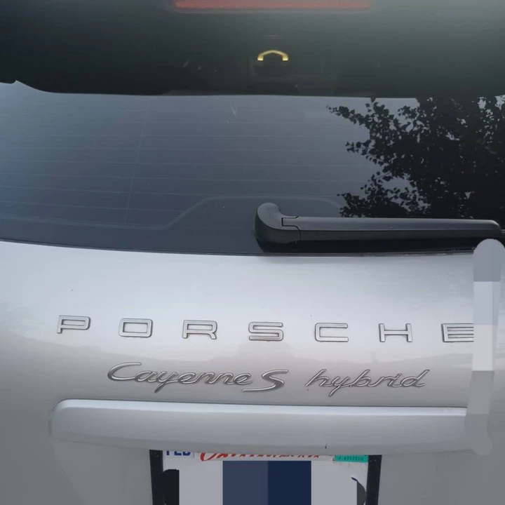 2012 Porsche Cayenne - Image 10 of 18