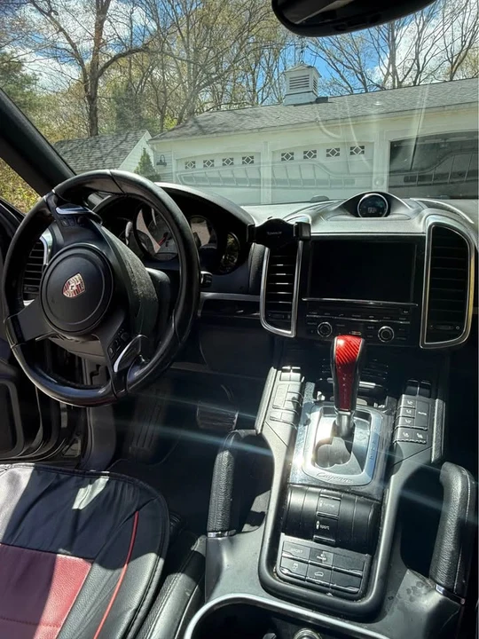 2012 Porsche 958 Cayenne - Image 4 of 12