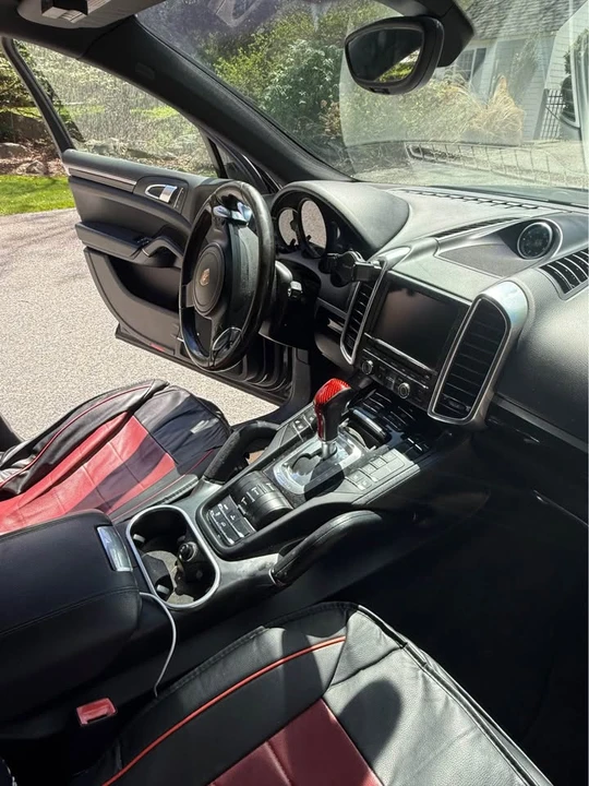 2012 Porsche 958 Cayenne - Image 5 of 12