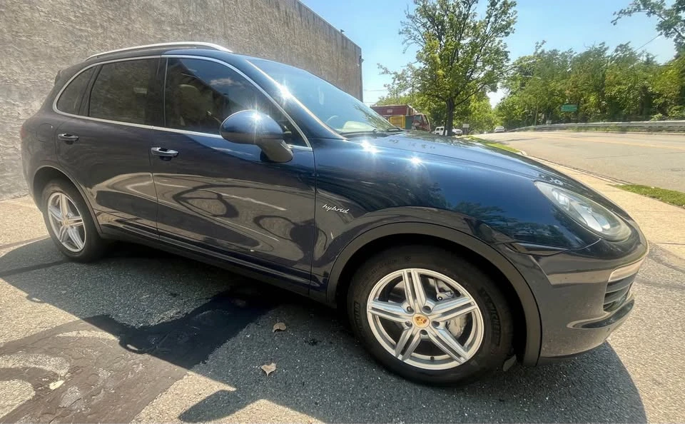 2012 Porsche 958 Cayenne S - Image 3 of 10