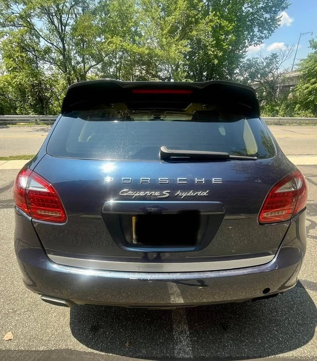 2012 Porsche 958 Cayenne S - Image 4 of 10
