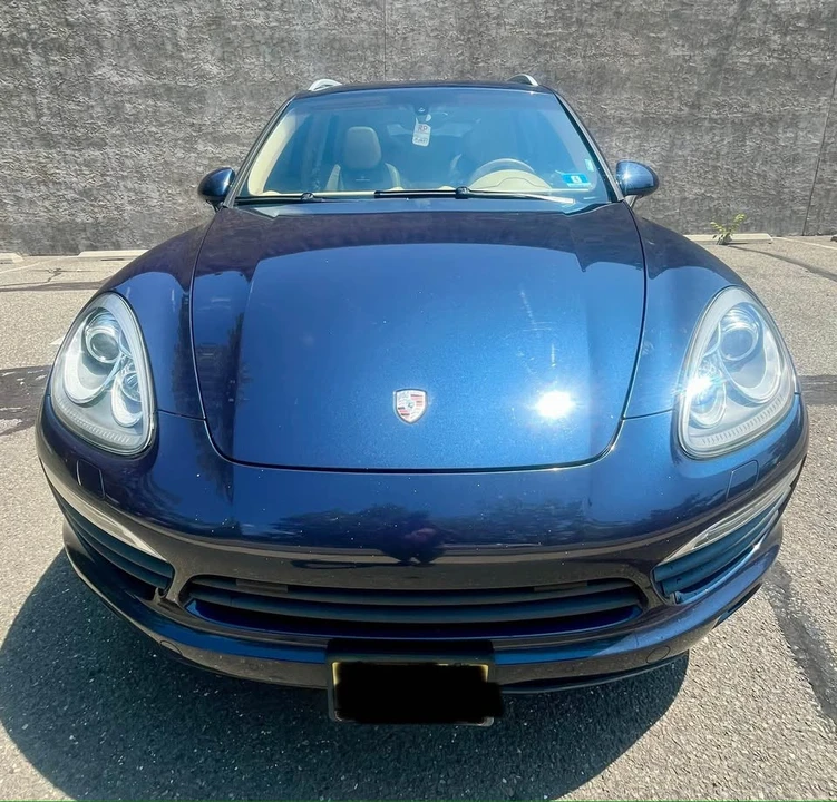 2012 Porsche 958 Cayenne S - Image 2 of 10