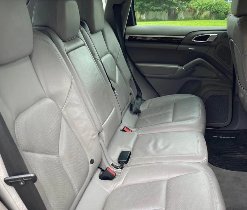 2012 Porsche 958 Cayenne S - Image 12 of 20