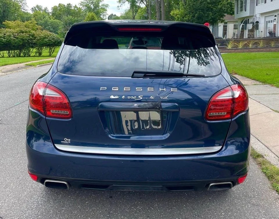 2012 Porsche 958 Cayenne S - Image 8 of 20