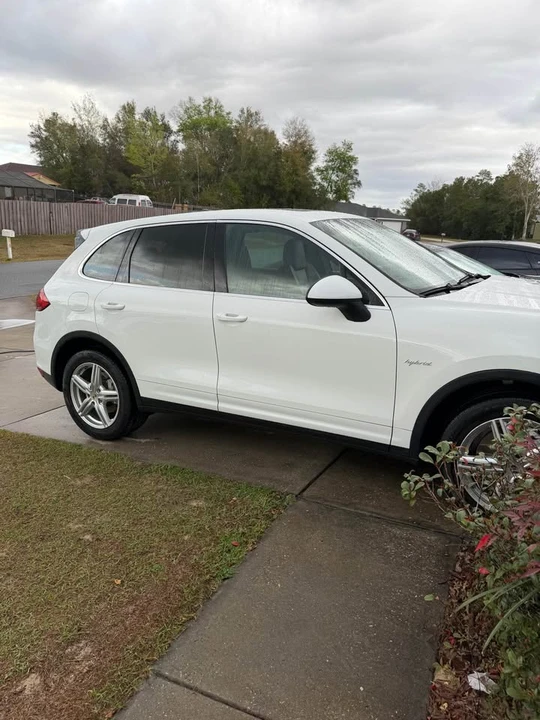 2012 Porsche 958 Cayenne S - Image 8 of 11