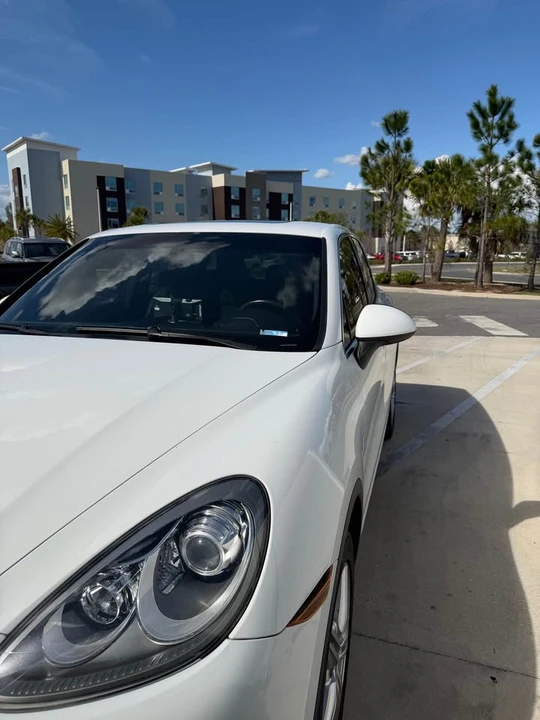 2012 Porsche 958 Cayenne S - Image 5 of 11
