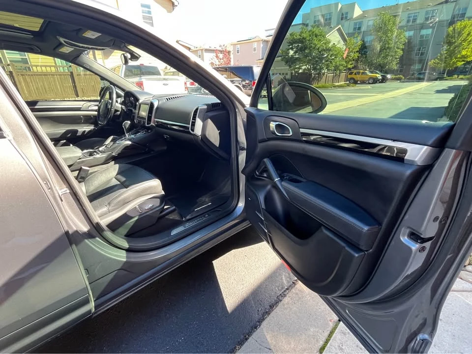 2012 Porsche 958 Cayenne S - Image 15 of 20