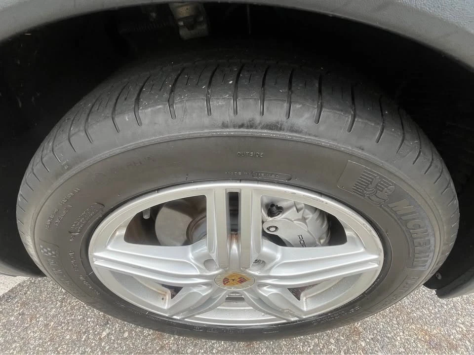 2012 Porsche 958 Cayenne S - Image 7 of 18