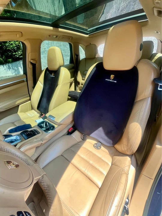 2012 Porsche 958 Cayenne S - Image 17 of 18