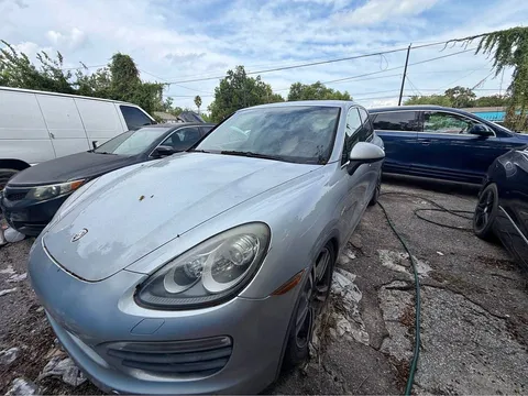 2012 Porsche Cayenne S Hybrid Sport Utility 4D