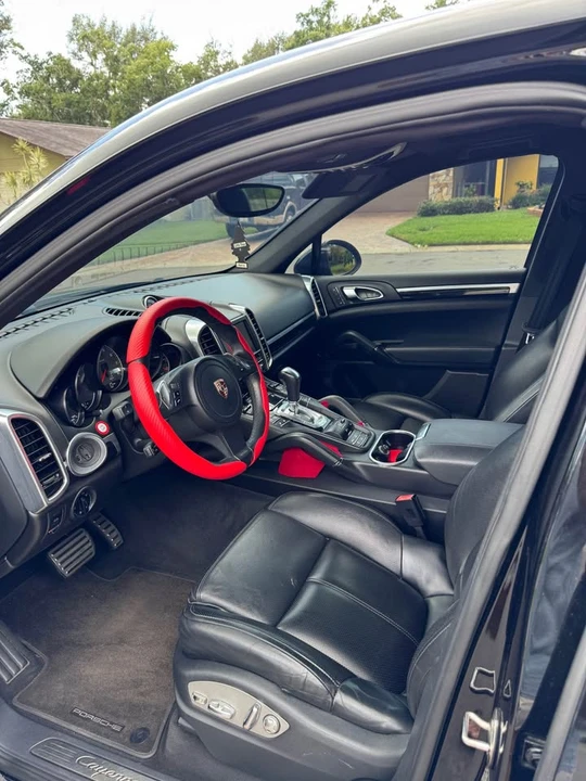2012 Porsche 958 Cayenne S - Image 16 of 20