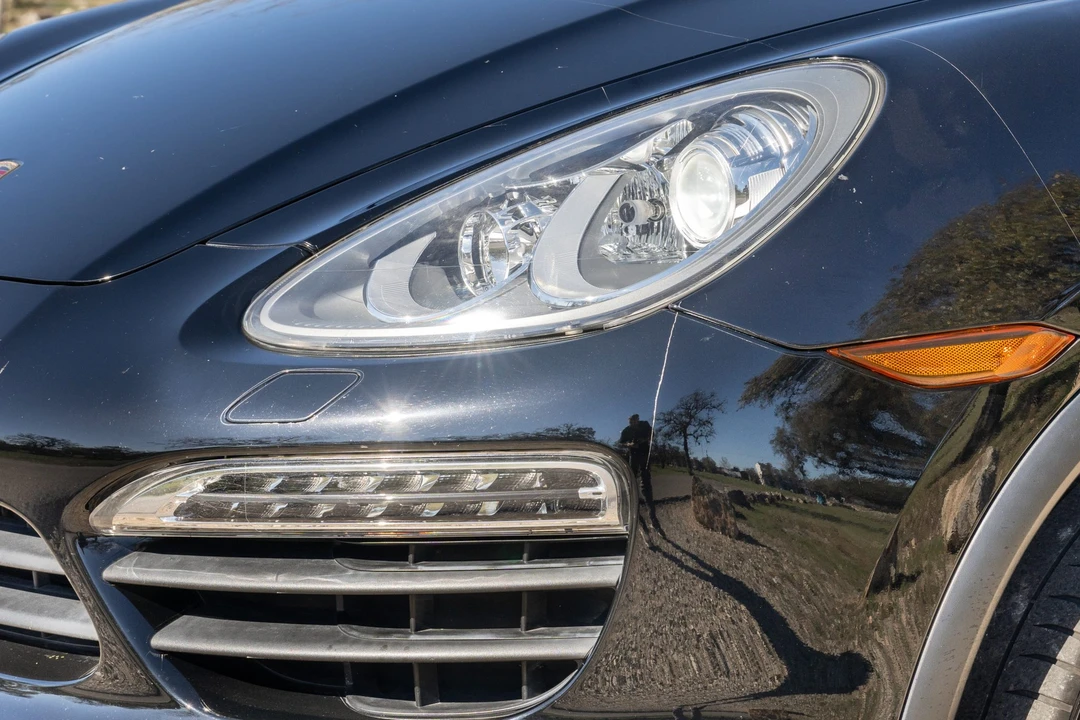 2012 Porsche 958 Cayenne S - Image 14 of 31