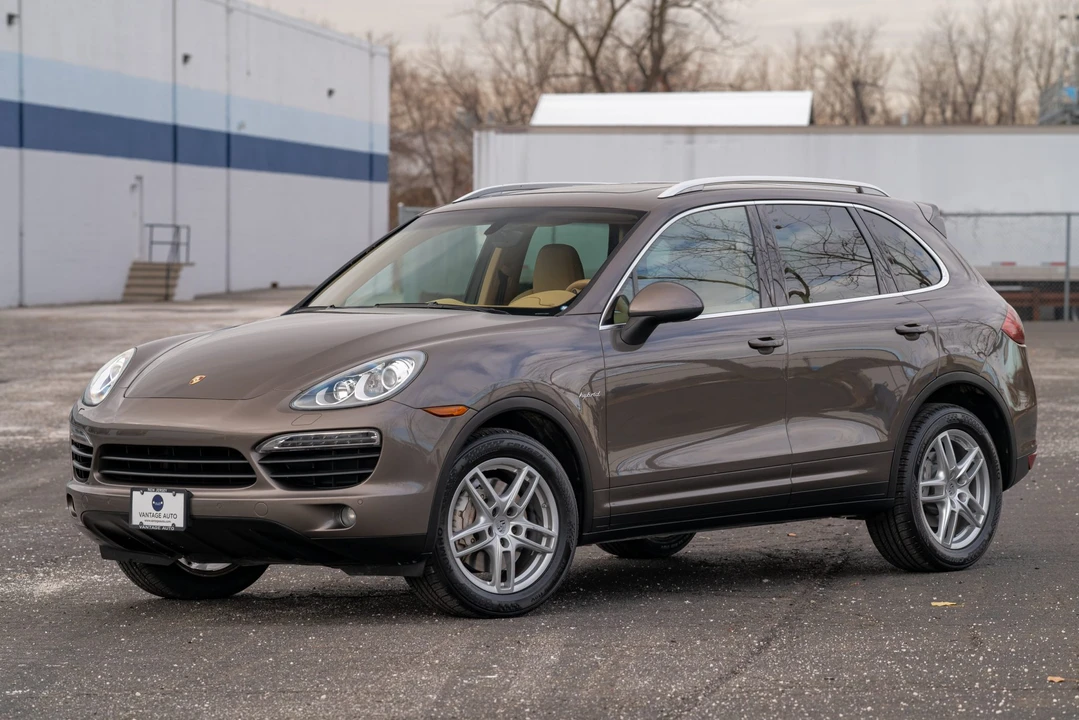 2012 Porsche 958 Cayenne S - Image 4 of 31