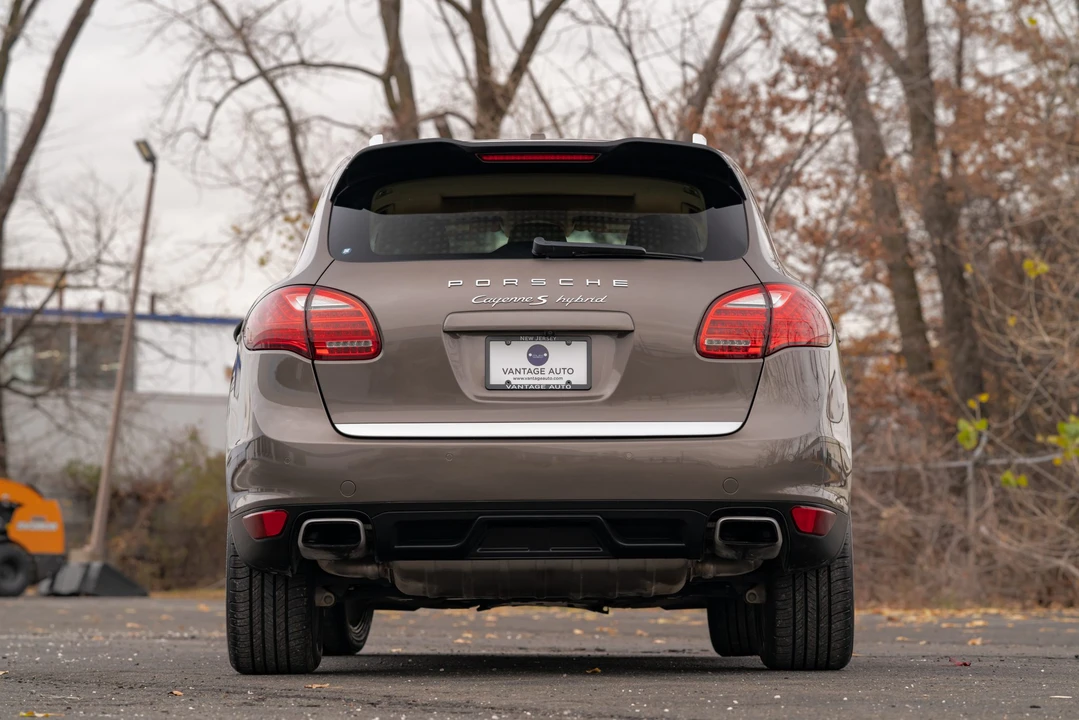 2012 Porsche 958 Cayenne S - Image 11 of 31